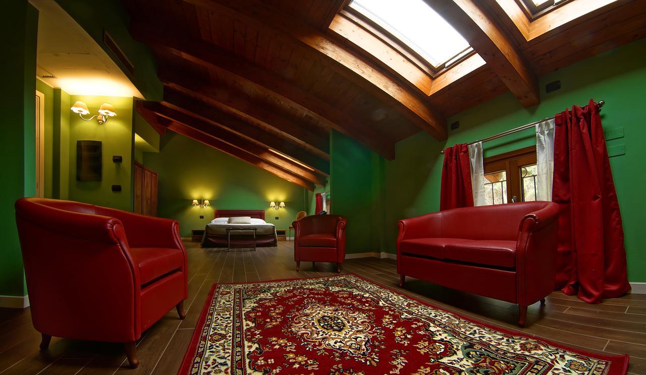 Agriturismo Il Boschetto オルナーゴ エクステリア 写真